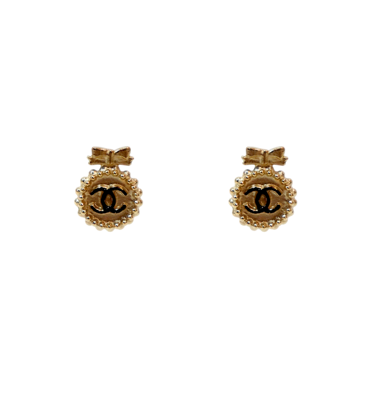 Chanel Ribbon CC Gold Earrings