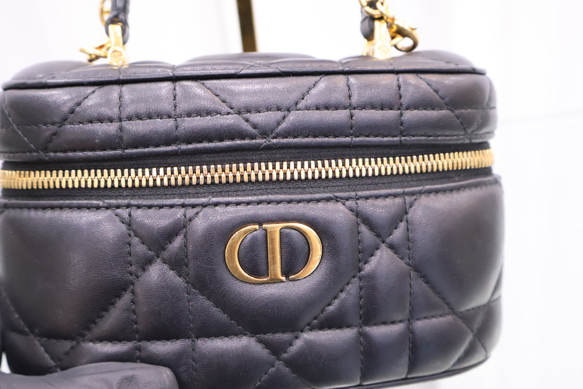 Caro Mini Vanity Case Crossbody Bag S5198UDAX M900