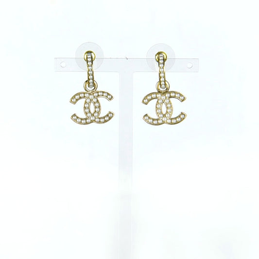 CC Pearl Drop Earrings AB5851