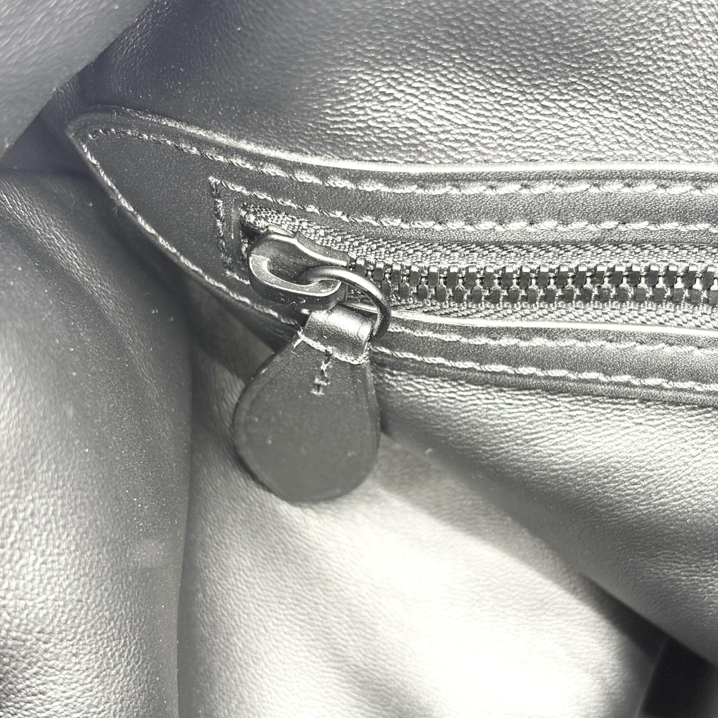 Louis Vuitton Speedy P9 Bandoulière 50 Shadow Black