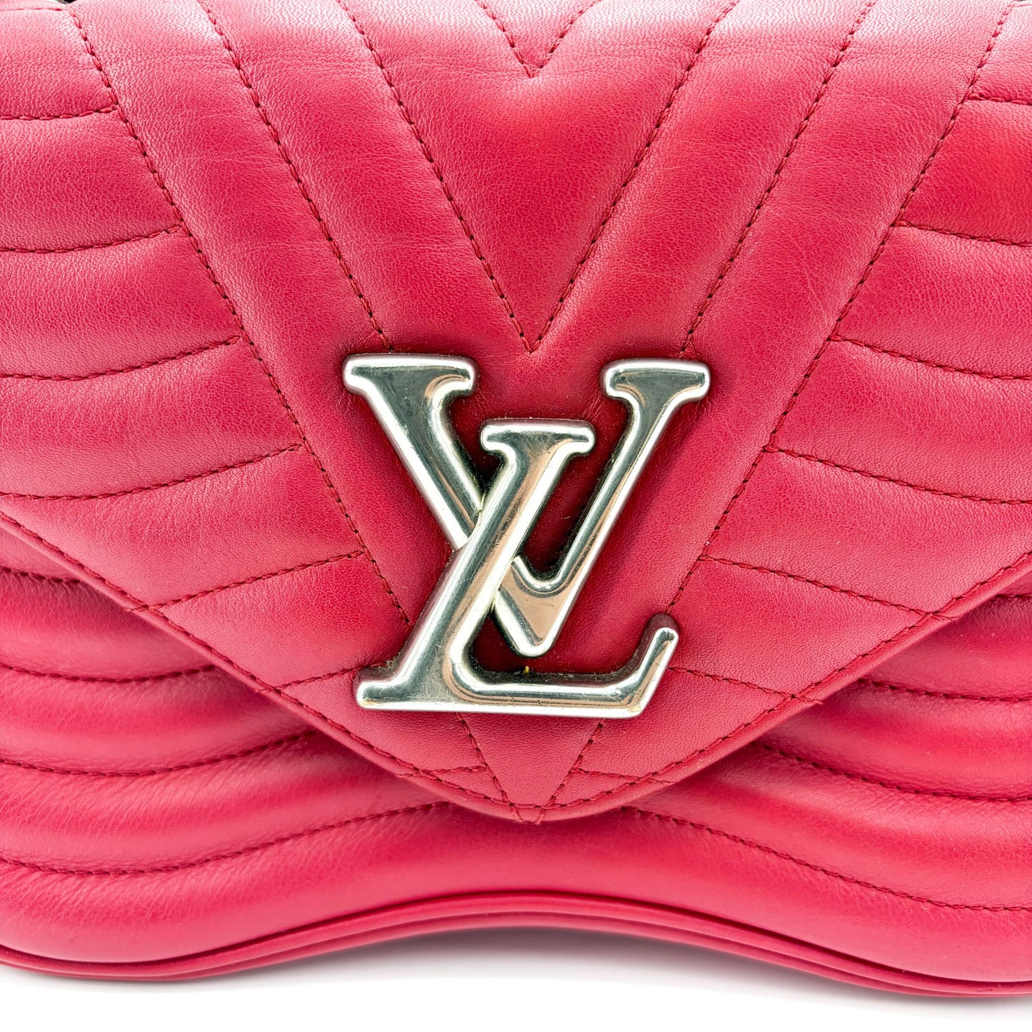 Louis Vuitton New Wave Chain Bag MM Red Silver Hardware
