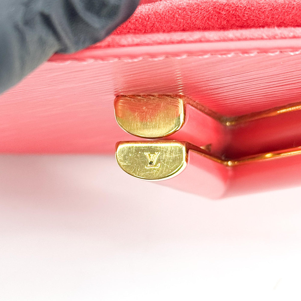 Louis Vuitton Twist PM Epi Pink