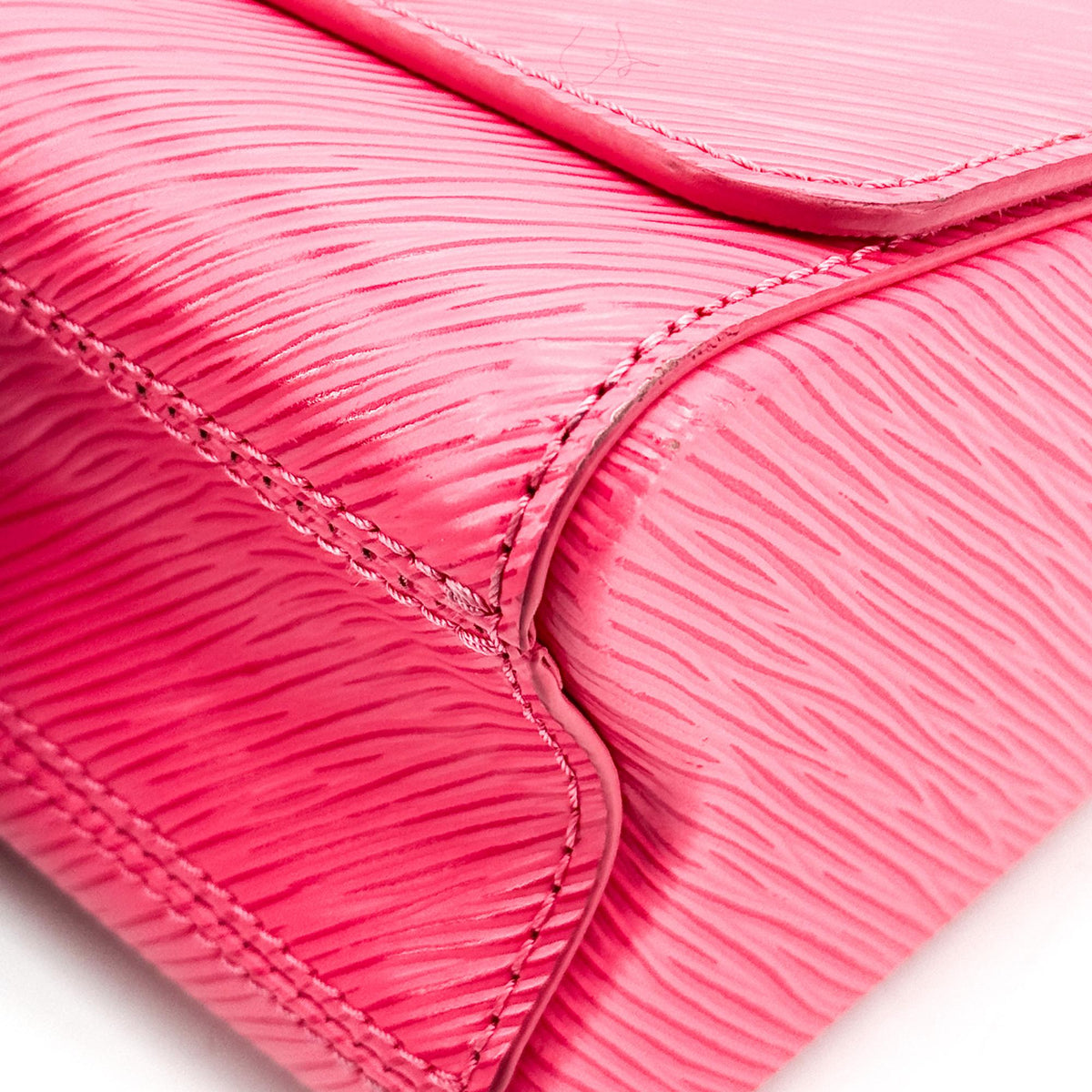 Louis Vuitton Twist PM Epi Pink