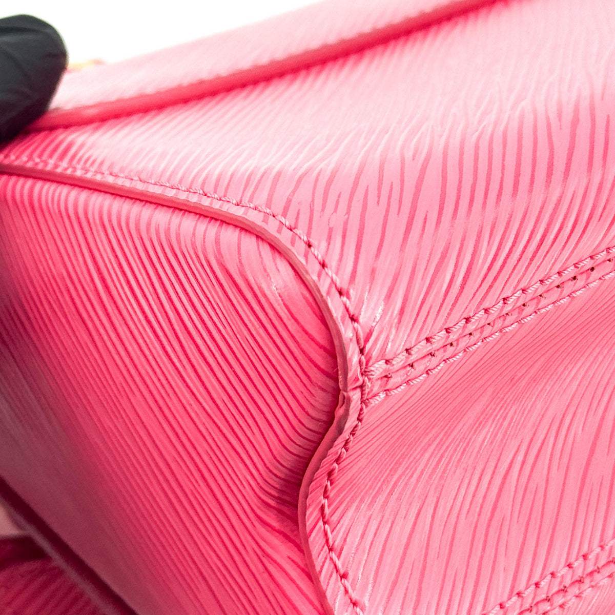 Louis Vuitton Twist PM Epi Pink