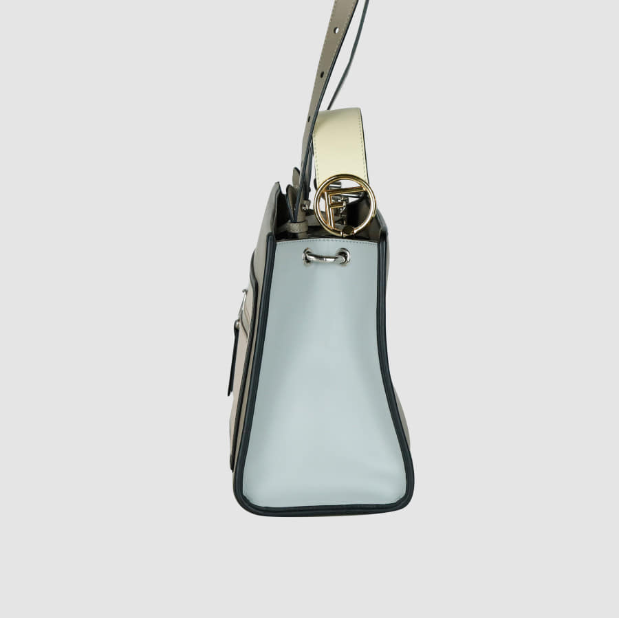 Small Run Away Tote Bag Shoulder Bag 8BH344