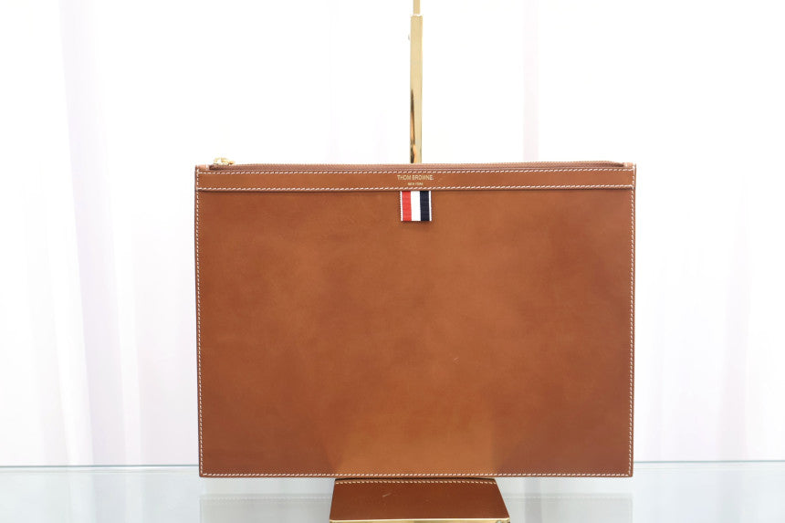 Medium Document Clutch MAC021L L0044 255