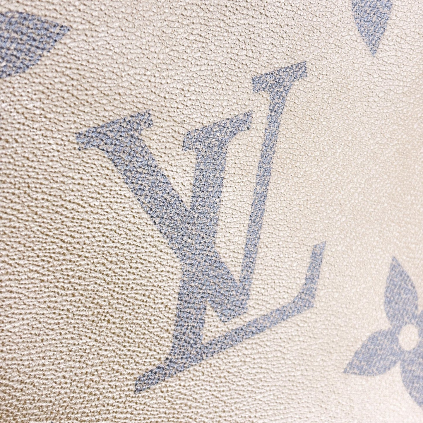 Louis Vuitton On the Go GM Monogram Reverse