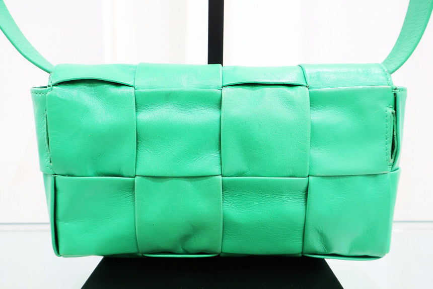 Cassette Belt Crossbody Bag 651053
