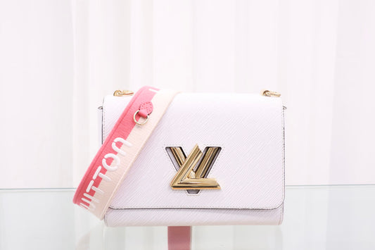 Twist MM White Crossbody Shoulder Bag M20681