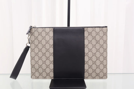 GG Supreme Eden Pouch Clutch Bag 495017