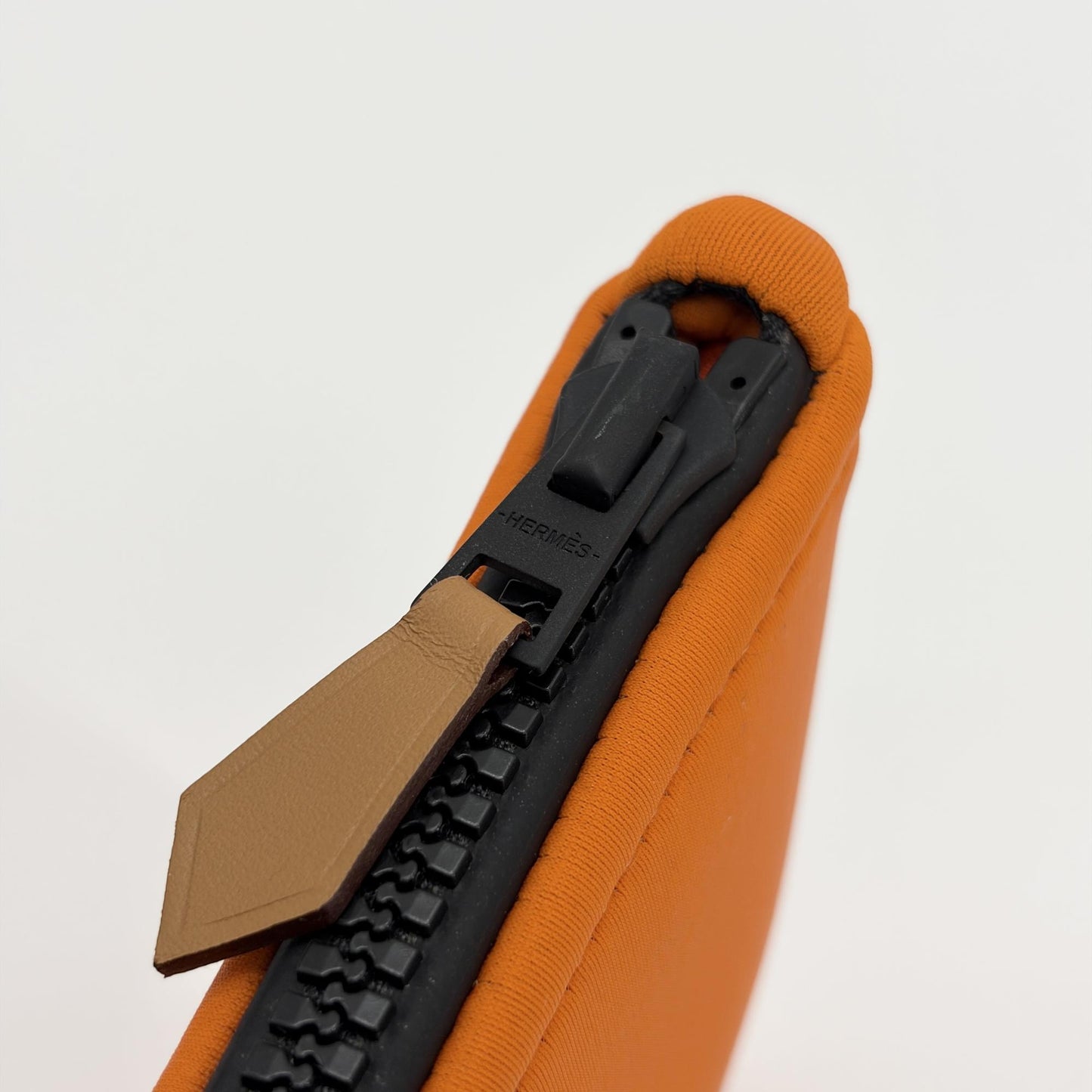 Hermès Neovein Flat Pouch MM Orange