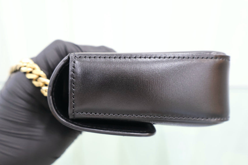 Triomphe Chain Shoulder Bag 197993bf4.38no