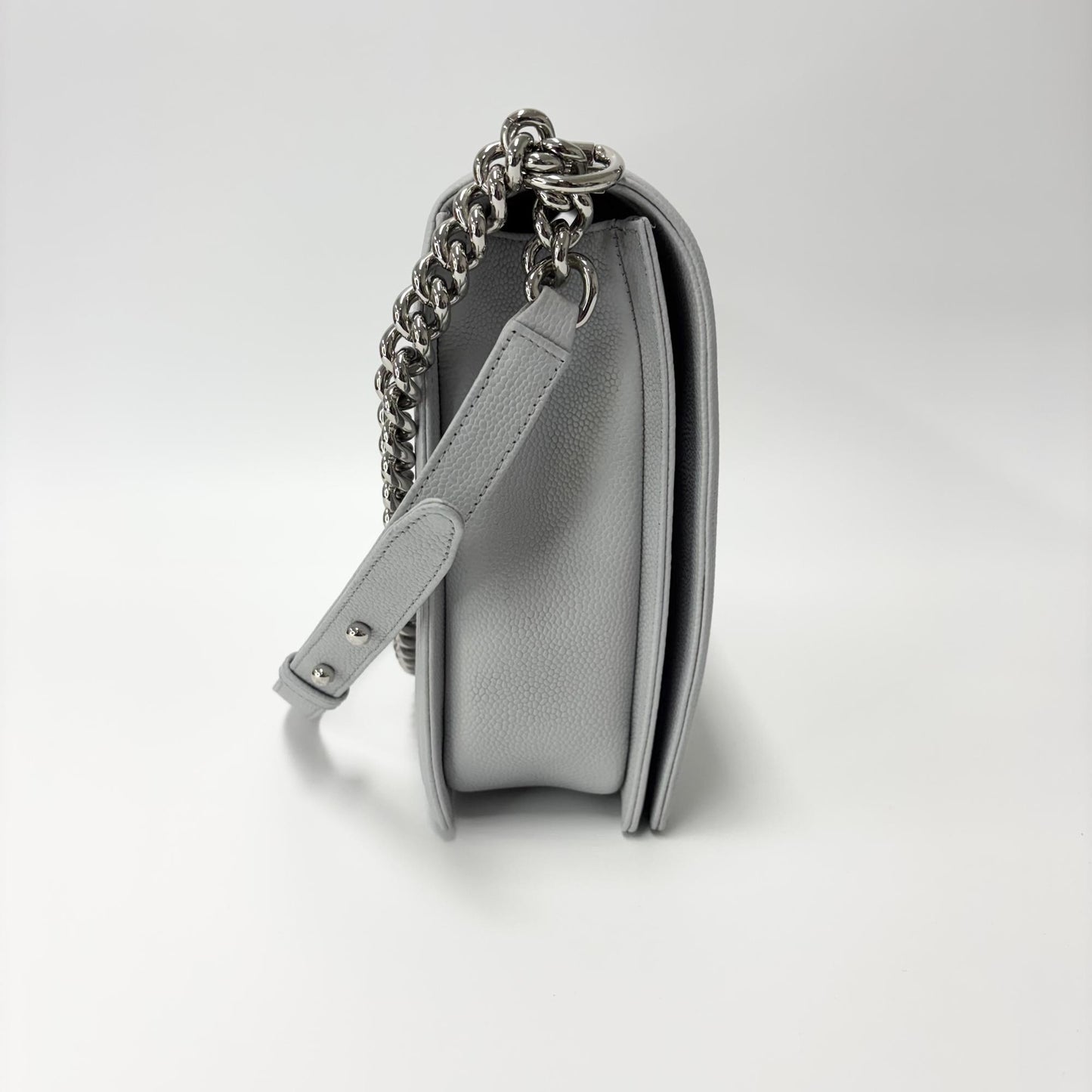 Chanel Boy Bag Caviar Silver Hardware Large