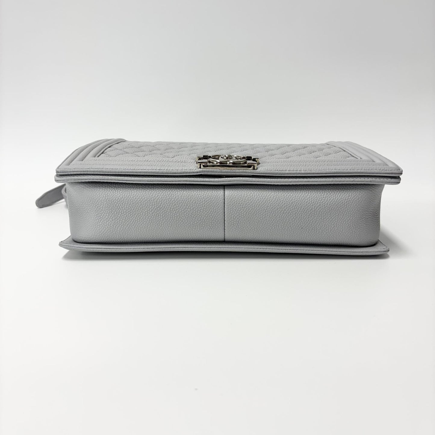 Chanel Boy Bag Caviar Silver Hardware Large