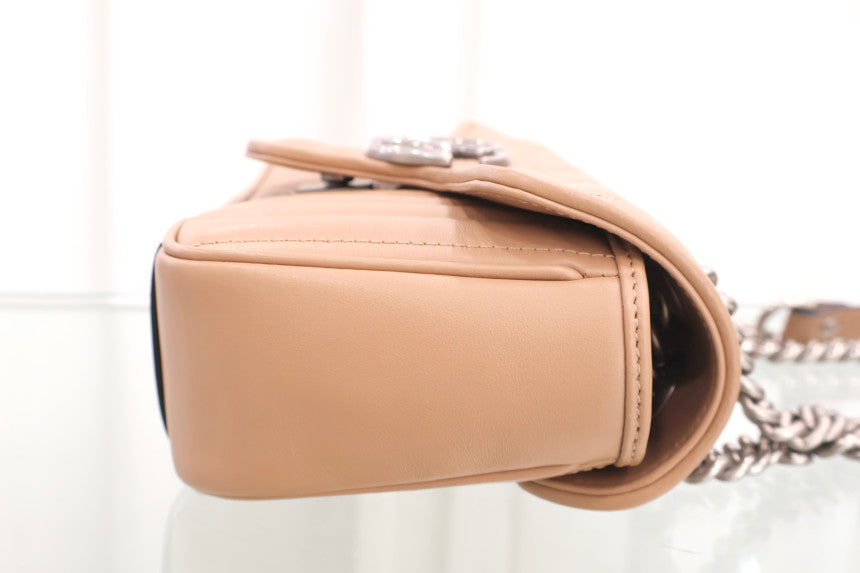 GG Marmont Matelassé Mini Cross Shoulder Bag 446744
