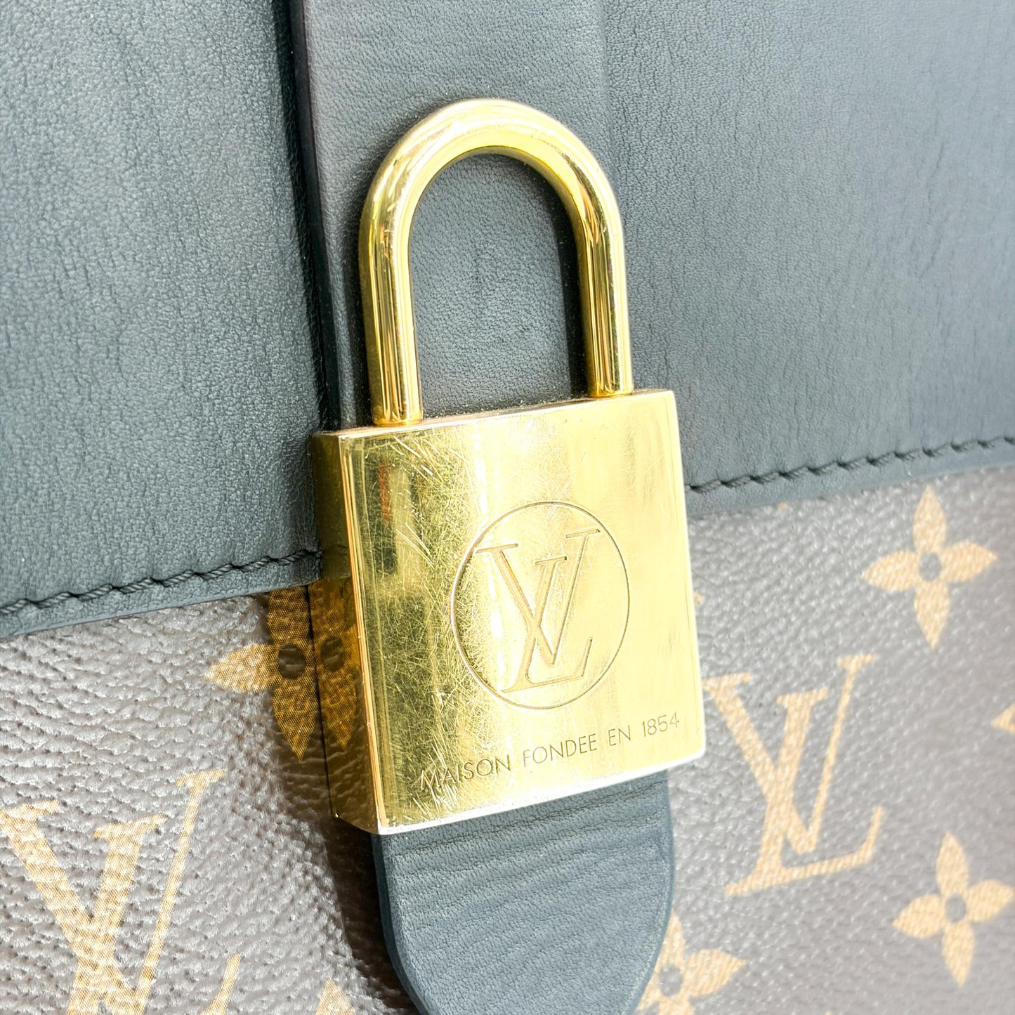Louis Vuitton Locky BB Monogram Noir