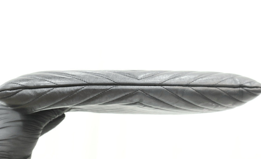 Monogram Matelassé Medium Clutch 559193