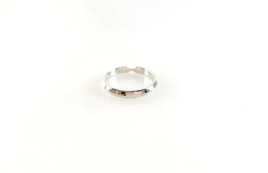 7.5 & Co. Platinum Nesting Narrow Ring