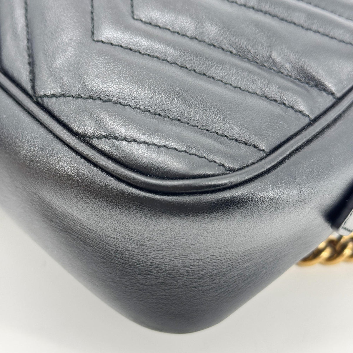 Gucci GG Marmont Small Matelassé Crossbody Bag Black
