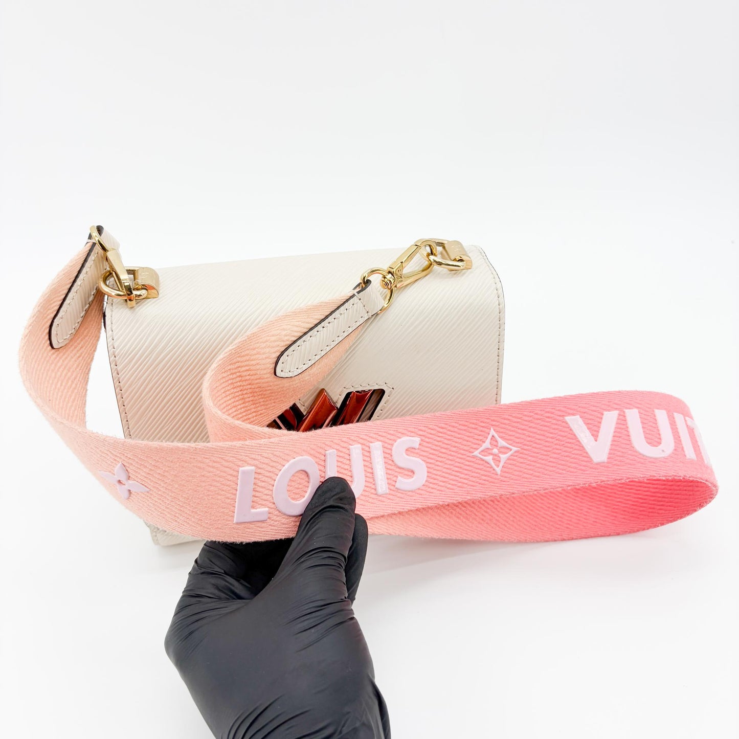 Louis Vuitton Twist MM Epi Ivory Rose Gold