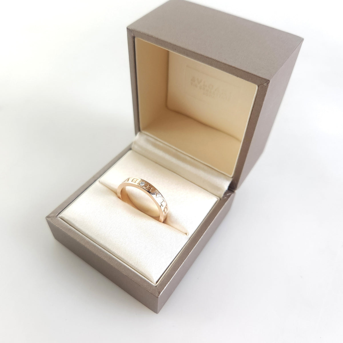 64 B.Zero1 BB Diamond Ring