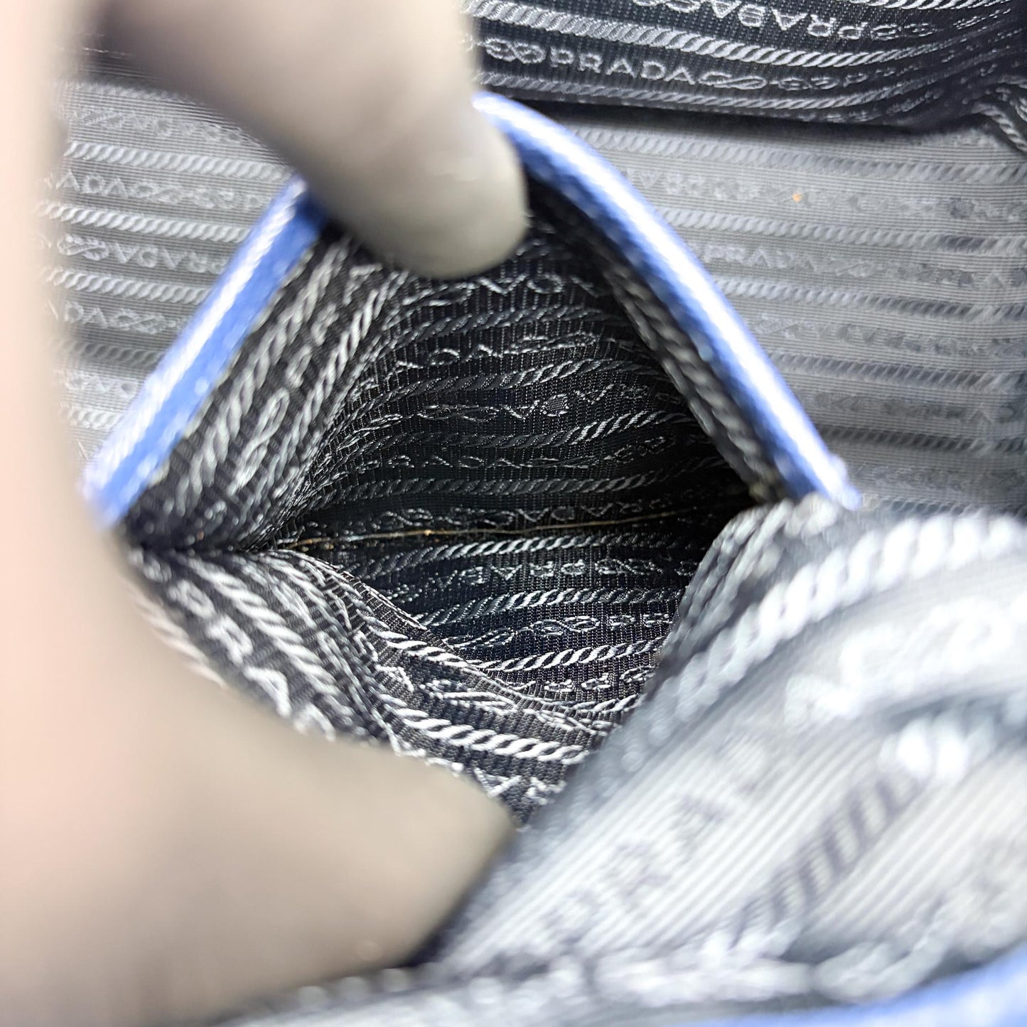 Prada Saffiano Luxe Tote Bag Medium Navy