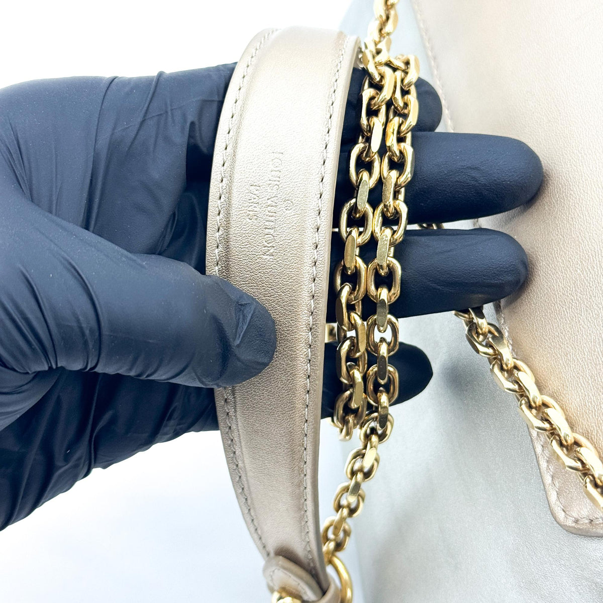 Louis Vuitton Love Note Chain Shoulder Bag