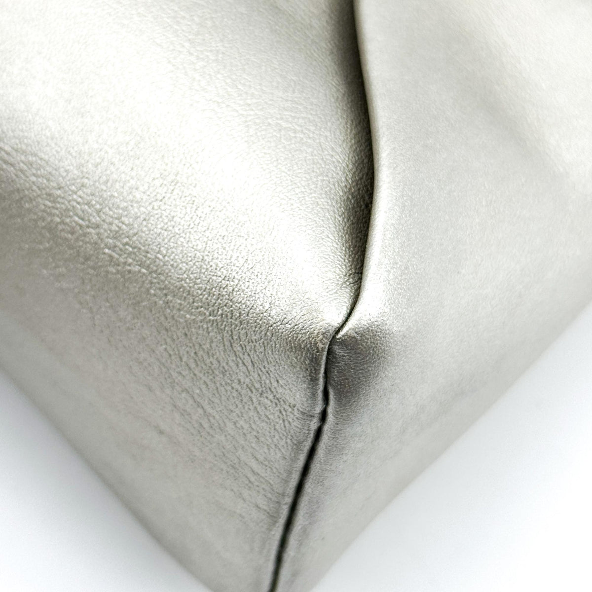 Louis Vuitton Love Note Chain Shoulder Bag