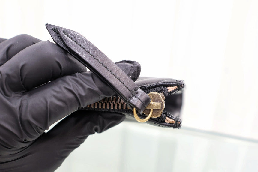 GG Marmont Matelassé 523397 Clutch Black Gold Hardware