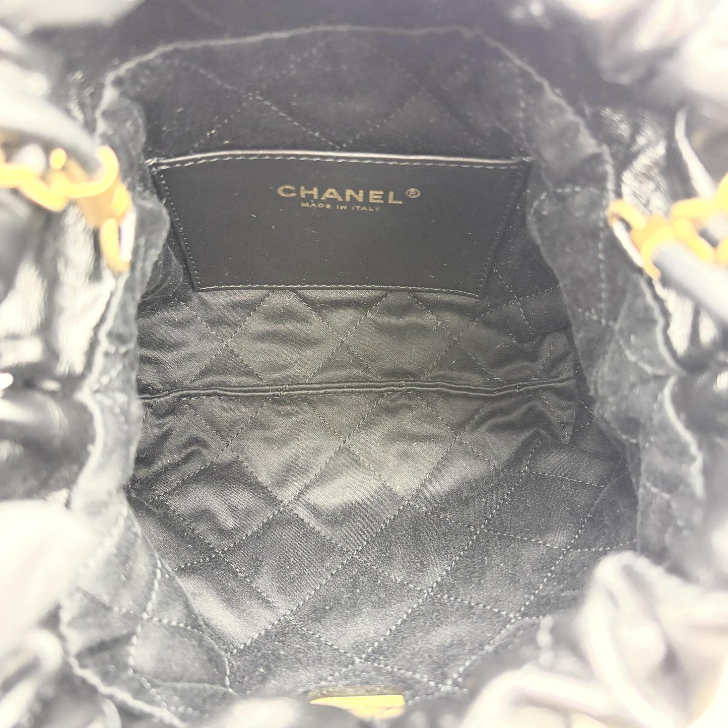 Chanel 22 Mini Handbag Black Glossy Calfskin Gold Hardware