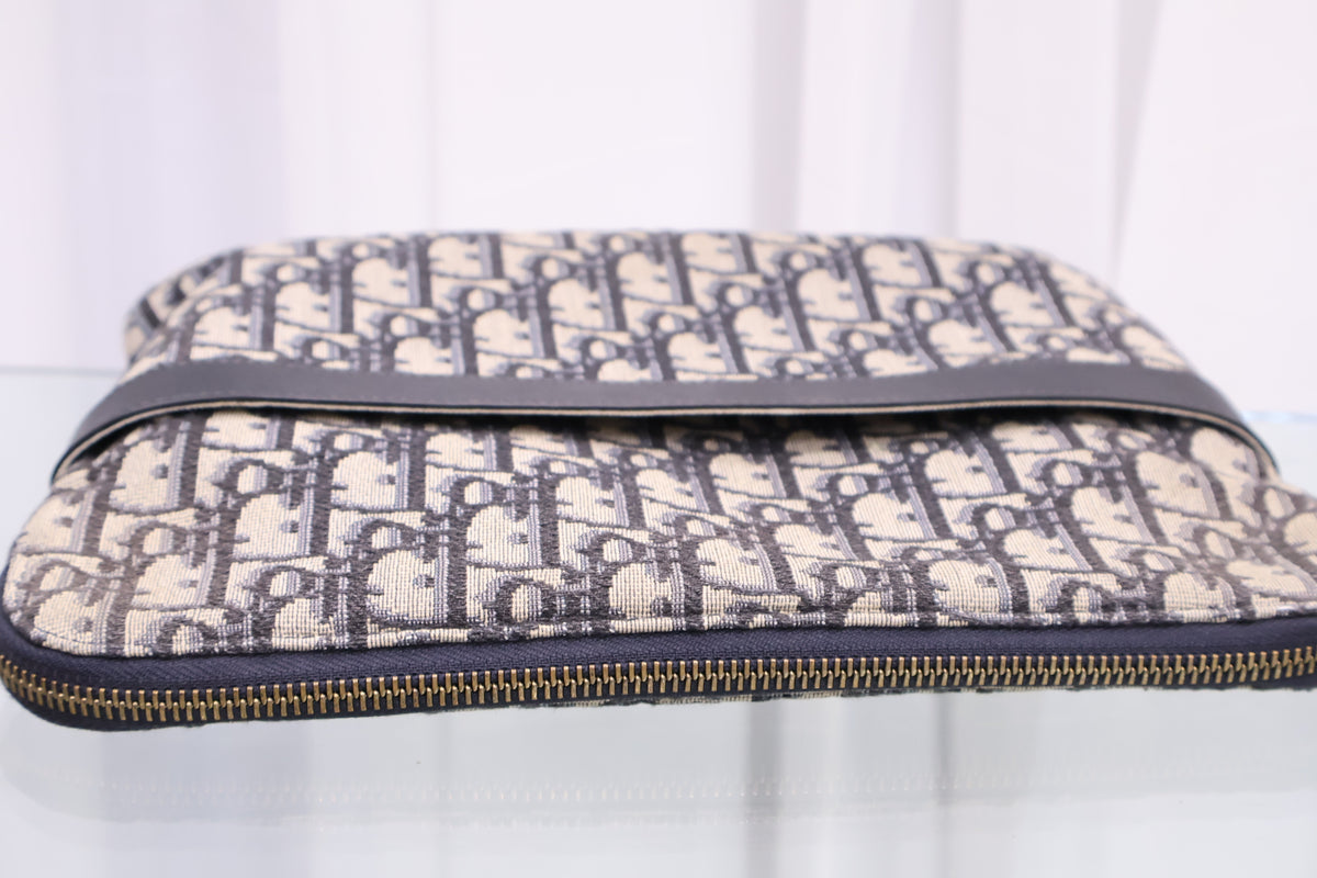 Travel Kit Clutch S5519CTZP