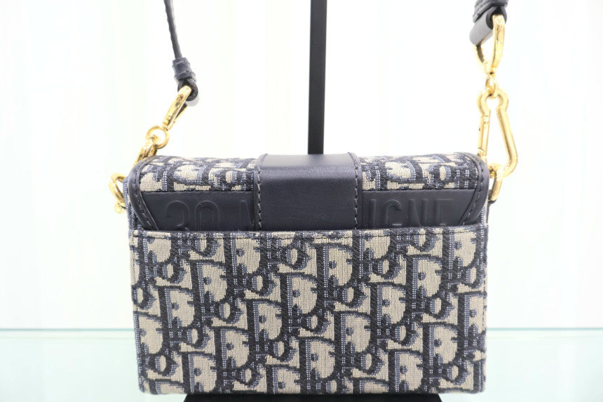 Oblique Jacquard Montaigne 30 Box Shoulder Bag M9204UTZQ