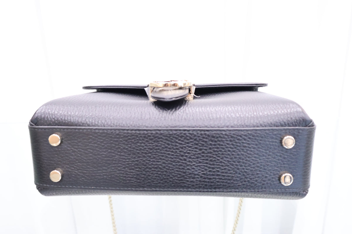 GG Interlocking Chain Shoulder Bag 510302