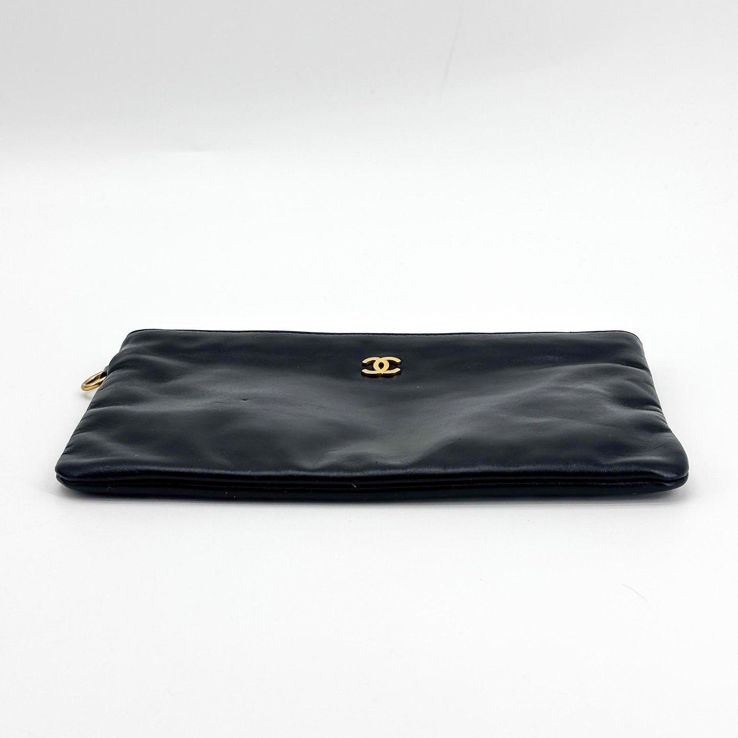 Chanel 22 Medium Shoulder Bag Black with Gold Hardware