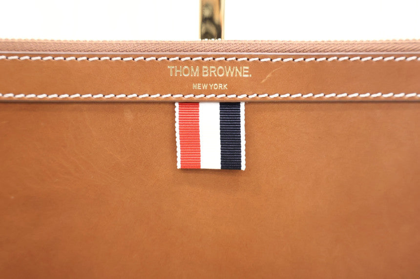 Medium Document Clutch MAC021L L0044 255