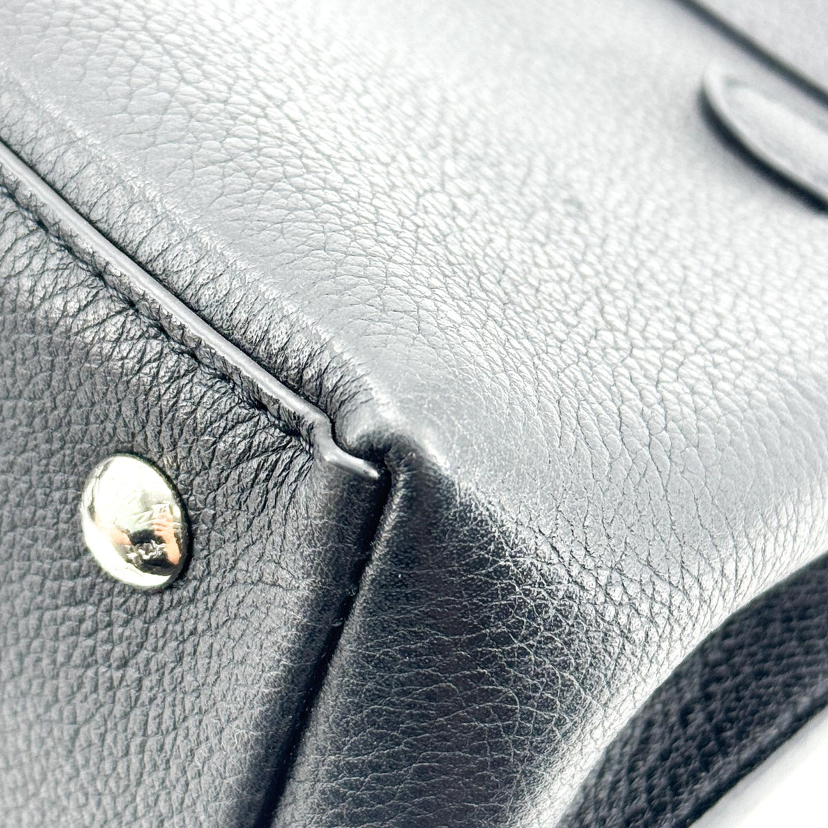 Louis Vuitton Lockme Ever Mini Black Silver Hardware