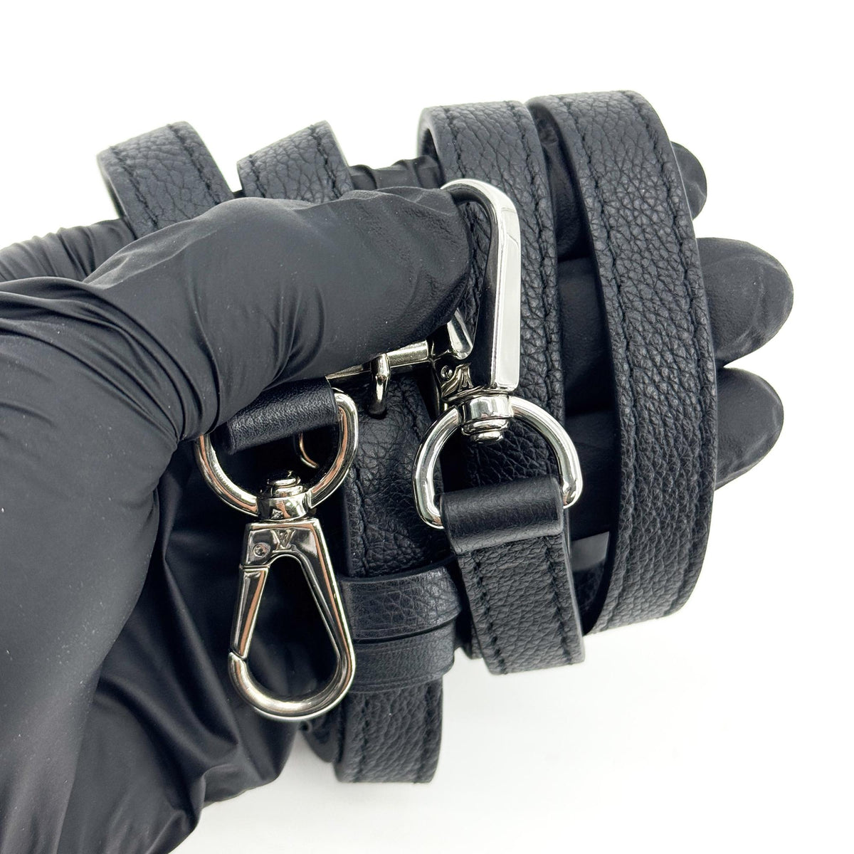 Louis Vuitton Lockme Ever Mini Black Silver Hardware