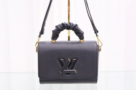 Top Handle Twist MM Shoulder Bag M58688