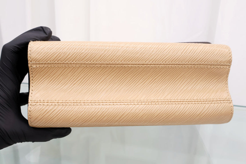 Epi Twist MM Shoulder Bag M51884
