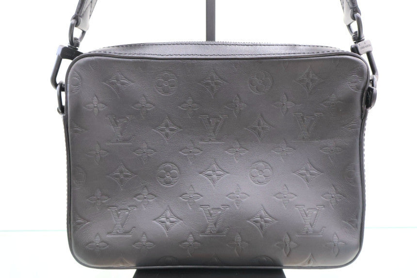 Duo Messenger Crossbody Bag m69827