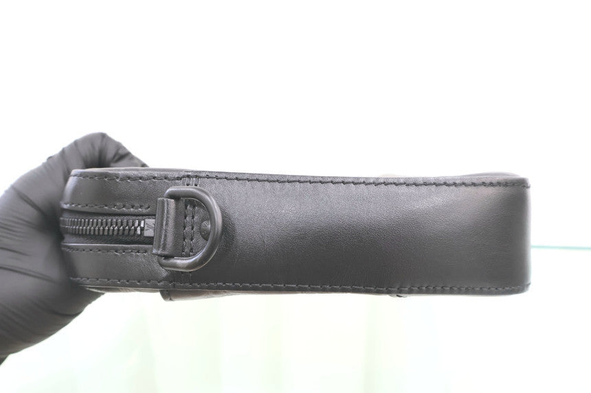 Duo Messenger Crossbody Bag m69827