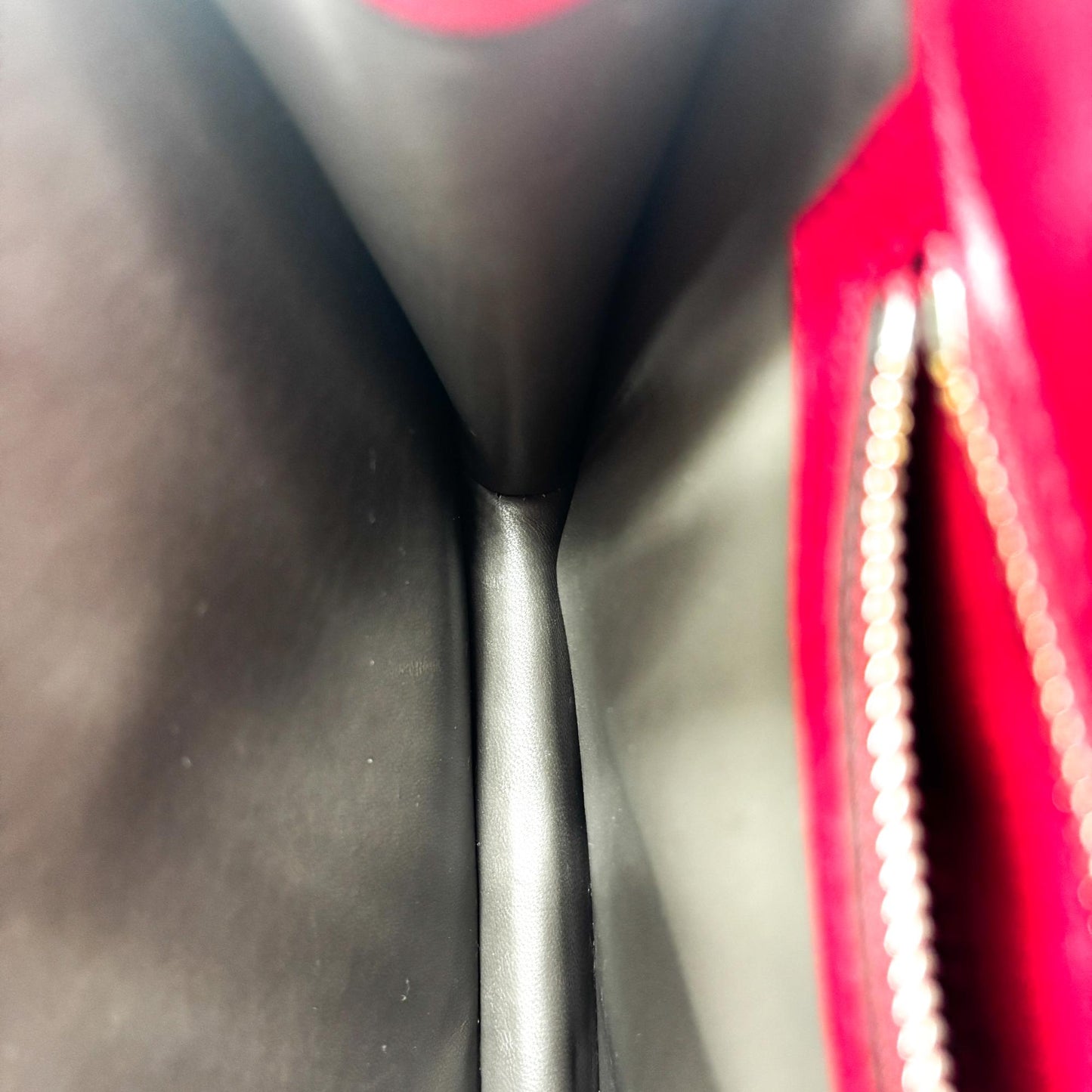 Gucci Blondie Medium Shoulder Bag Red with Silver Hardware