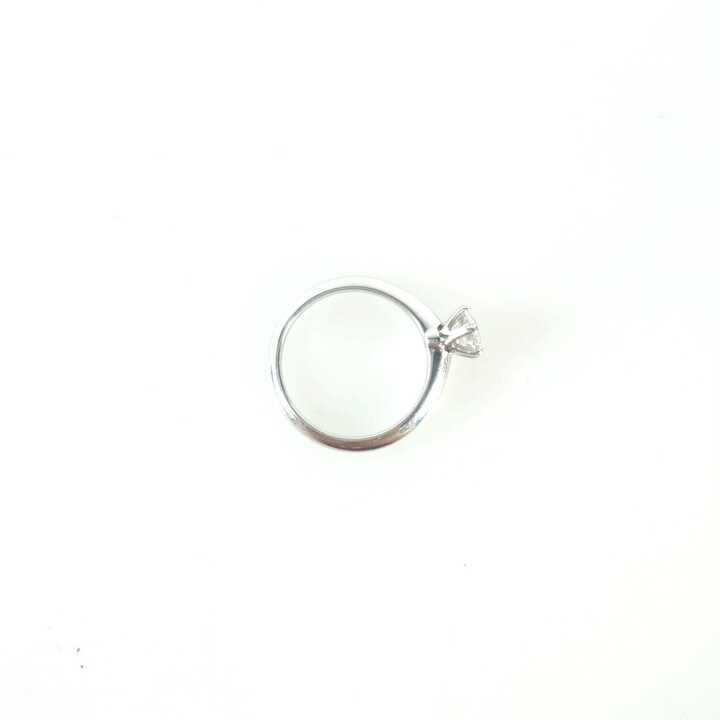 13 Ann Co. Platinum Diamond Ring 0.71ct