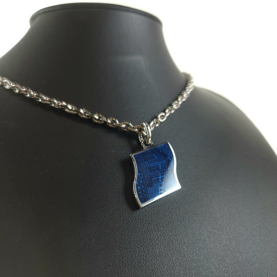 Charm pendant necklace