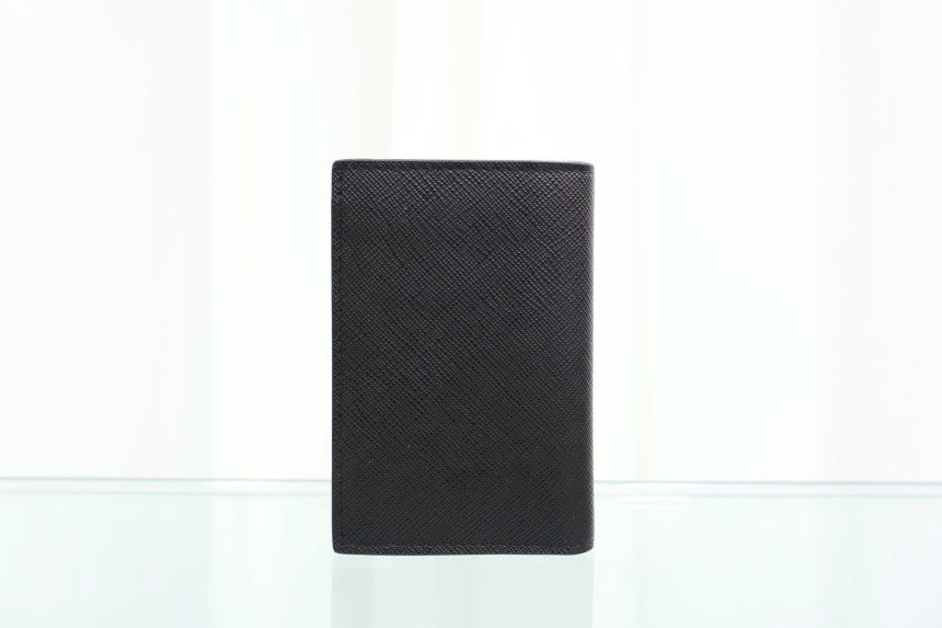 Saffiano Leather Embossed Triangle Logo Card Wallet 2MC101