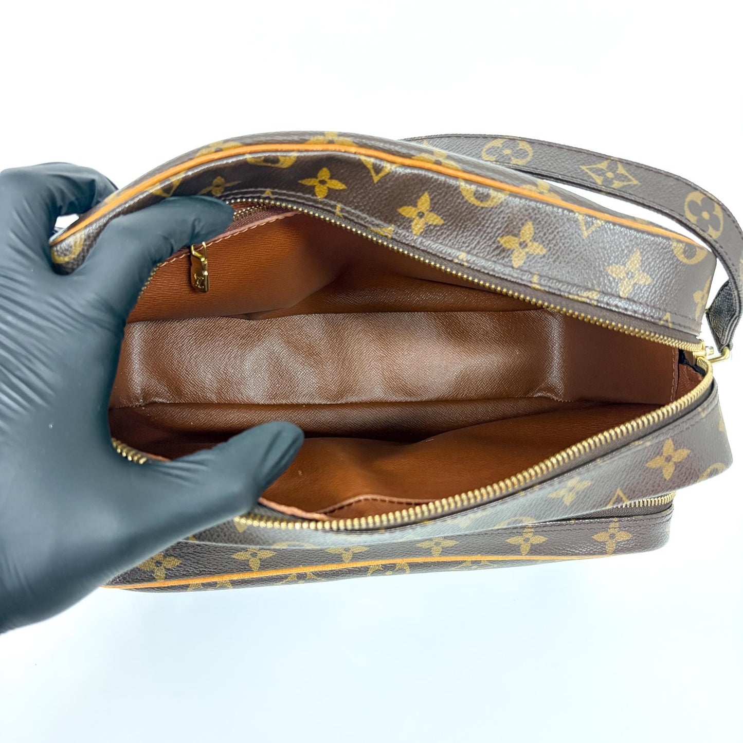 Louis Vuitton Monogram Nile Messenger Bag