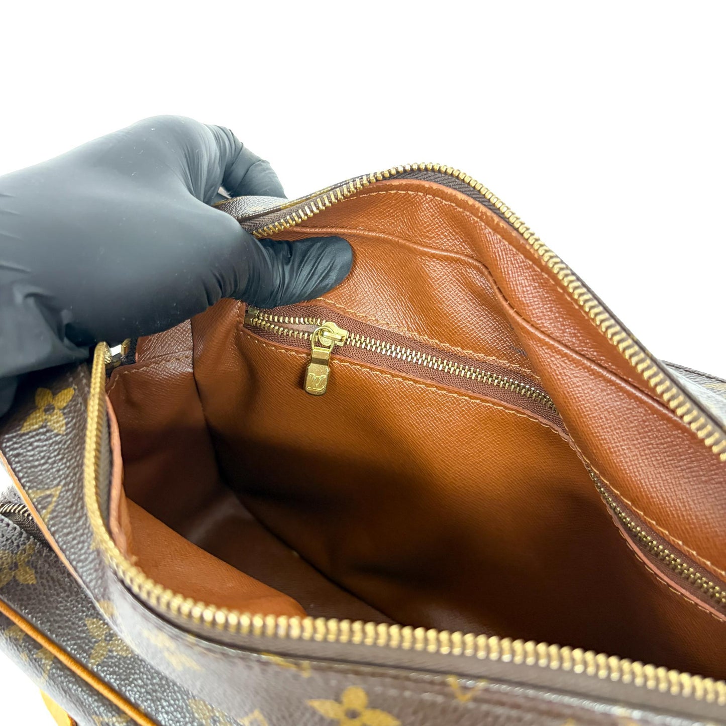 Louis Vuitton Monogram Nile Messenger Bag