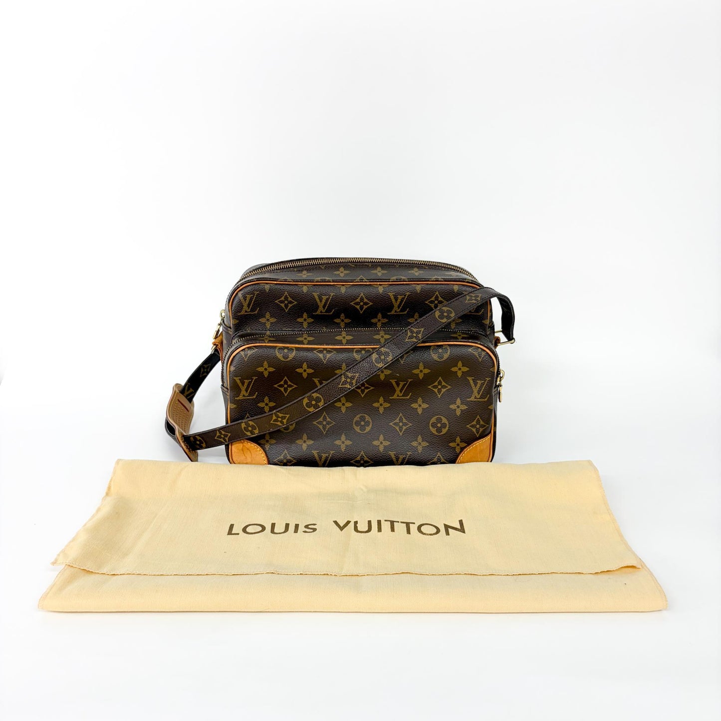 Louis Vuitton Monogram Nile Messenger Bag