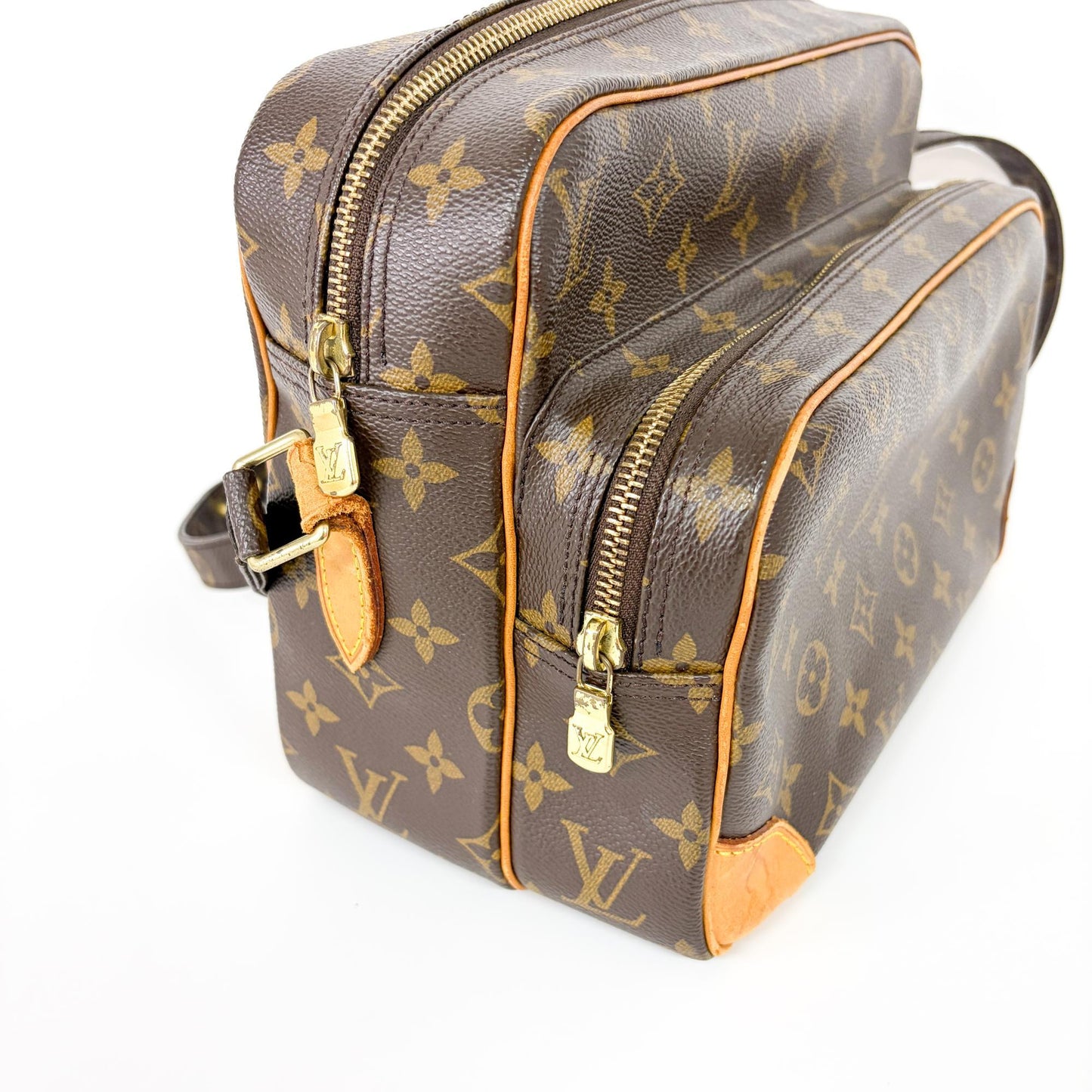 Louis Vuitton Monogram Nile Messenger Bag