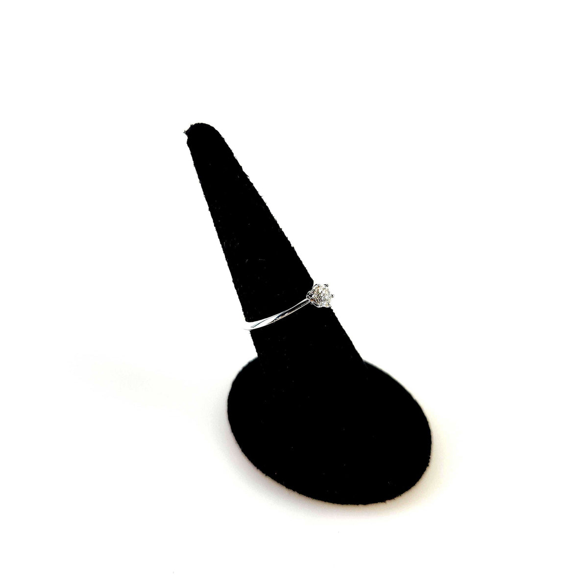 15 Diamond Platinum Ring 0.31